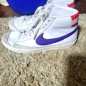 Nike High Top Blazer Sneaker